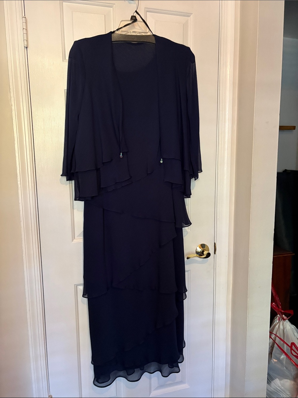 Mother of the Bride/GroomElegant Navy Layered Chiffon Women's Dress with Jacket